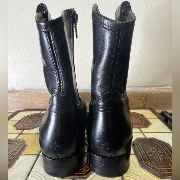 Frye Melissa Button Short Boots, Black Leather, Womens Size 7 B - Picture 4 of 6